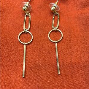 Elegant Gold Drop Earrings